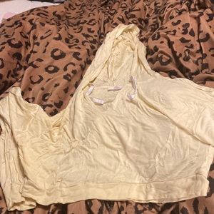 Colsie light weight yellow crop hoodie